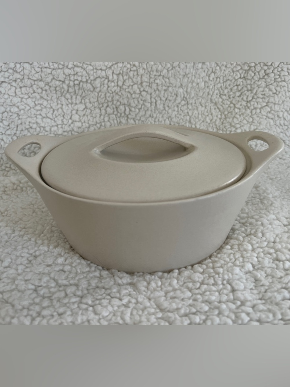 CorningWare Creations Stoneware 1.5 Qt Round Lidded Casserole Dish, excellent